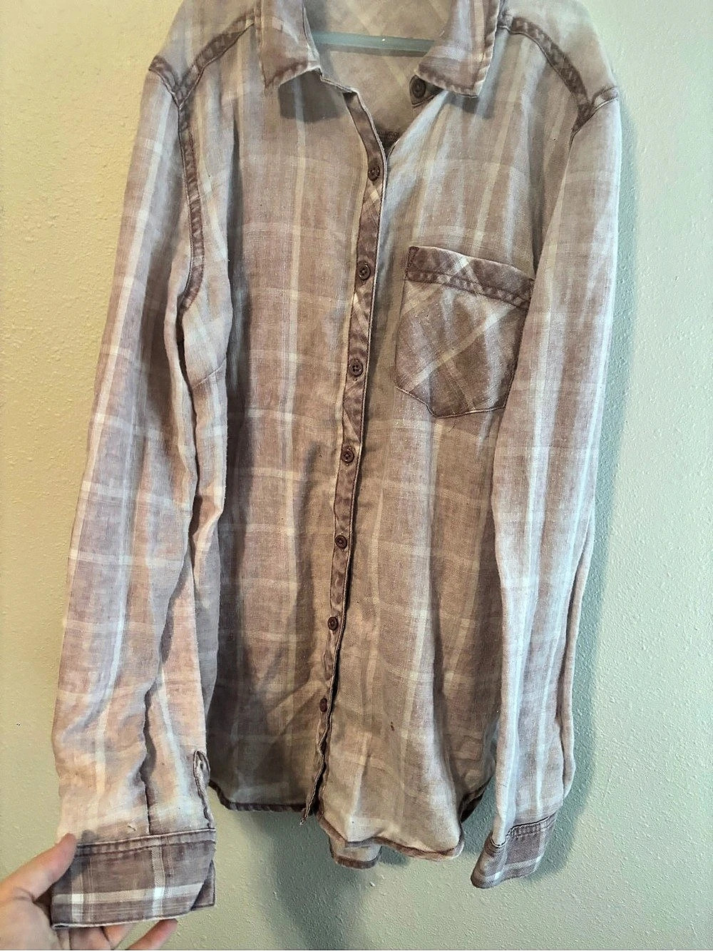 Maurices Plaid Button Down Shirt in Brown & White, Small flannel winter fall